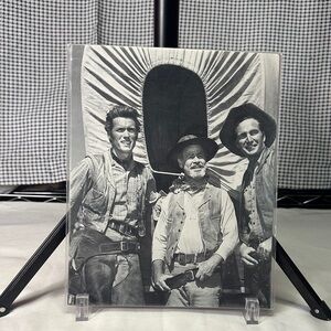 Vintage Western Rawhide ( 1959-1965) featuring Clint Eastwood.